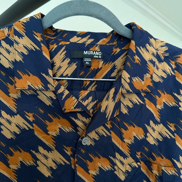 Men’s Casual Button Down - Picture 3 of 3